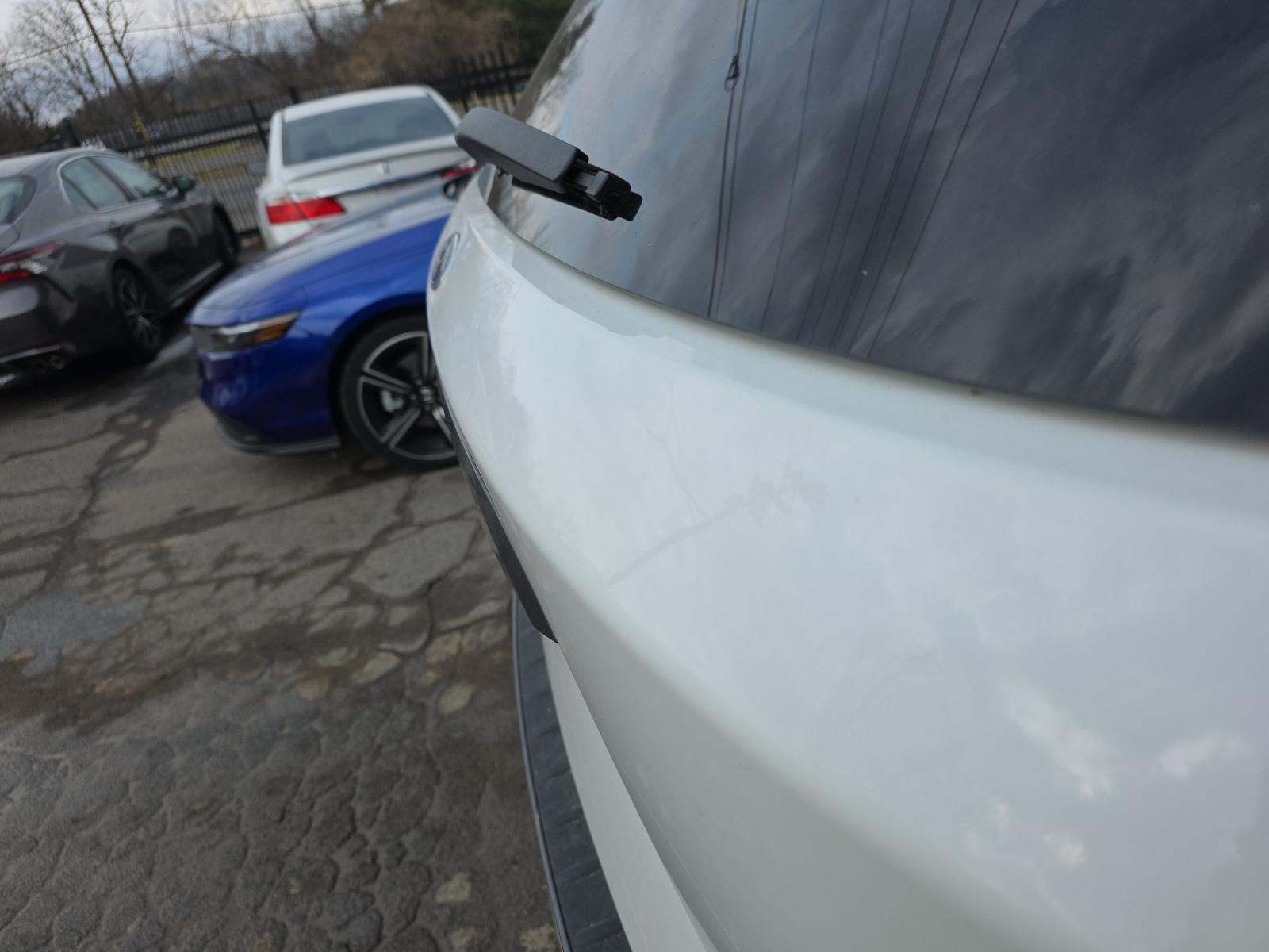 2021 Ford Explorer XLT RWD