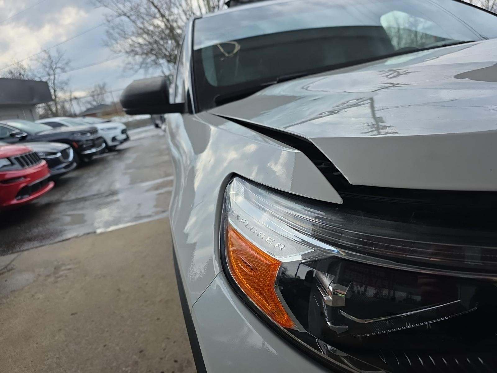 2021 Ford Explorer XLT RWD