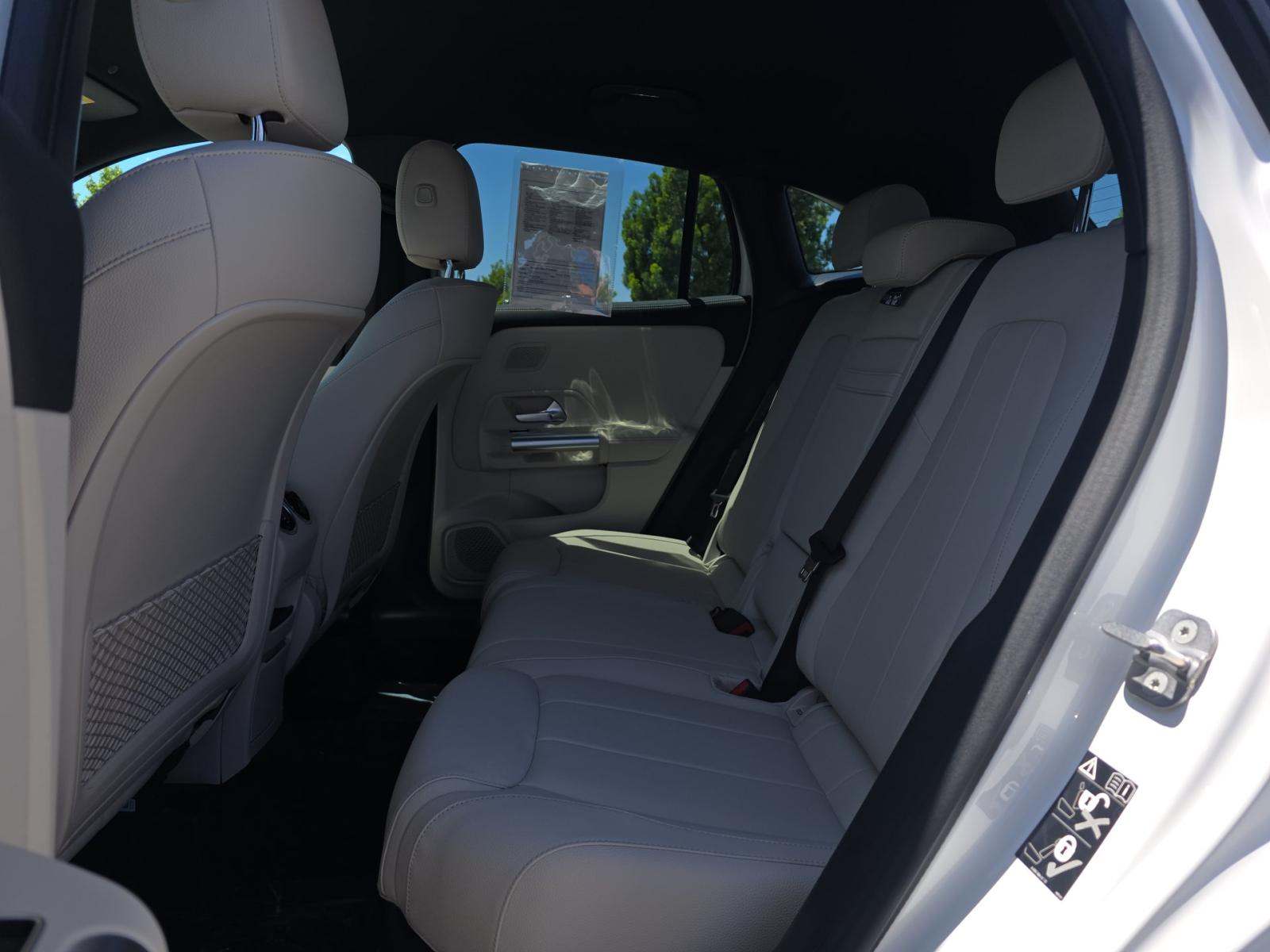 MERCEDES-BENZ GLA-CLASS - 9