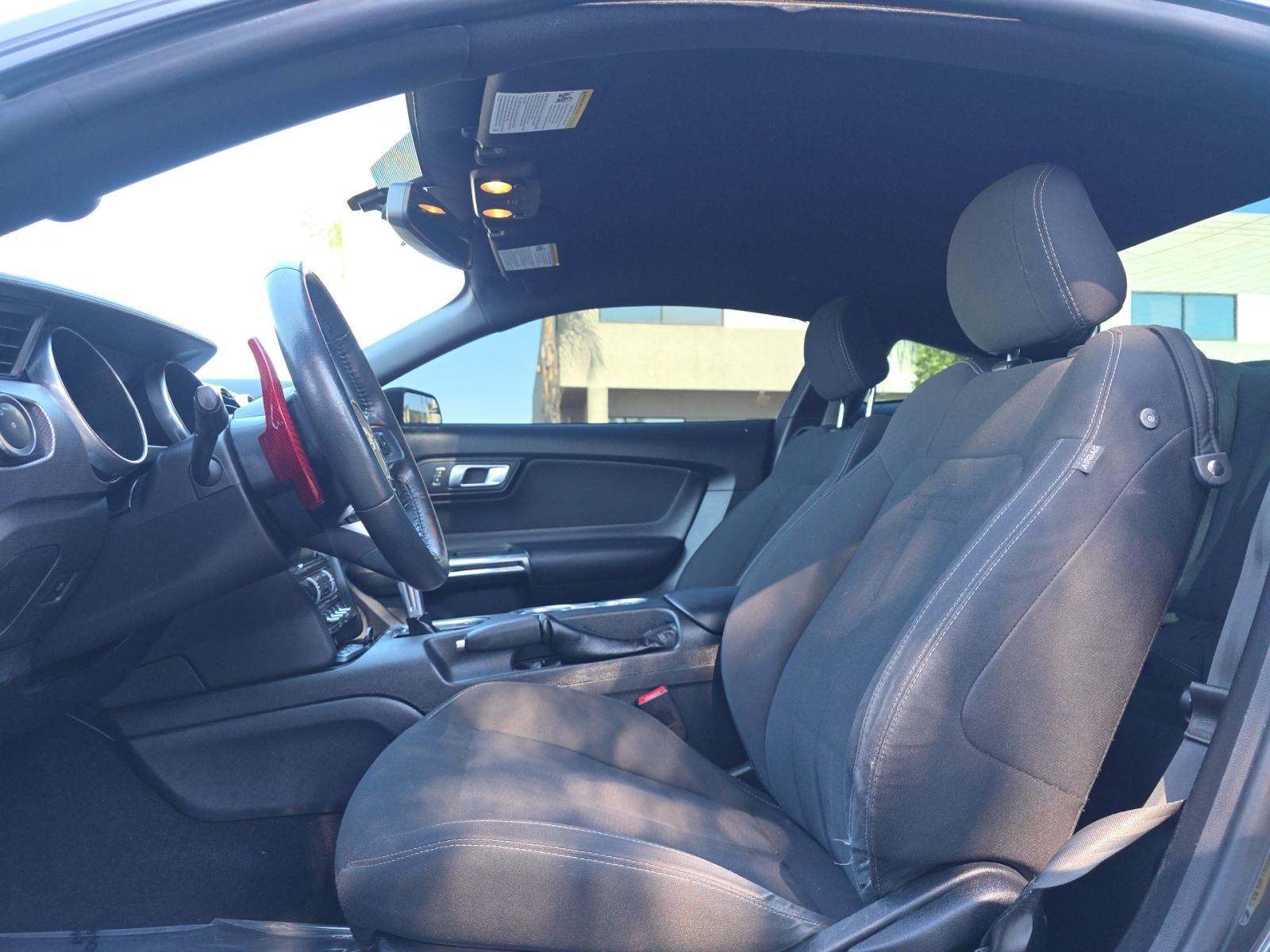 2020 Ford Mustang EcoBoost RWD