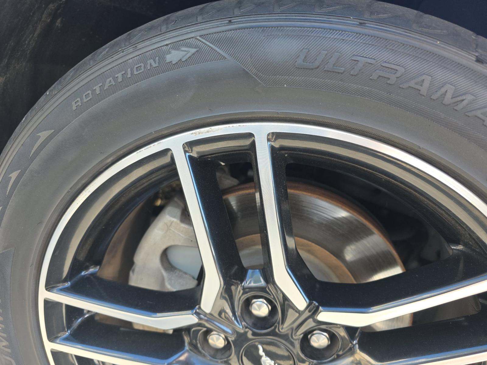 2020 Ford Mustang EcoBoost RWD