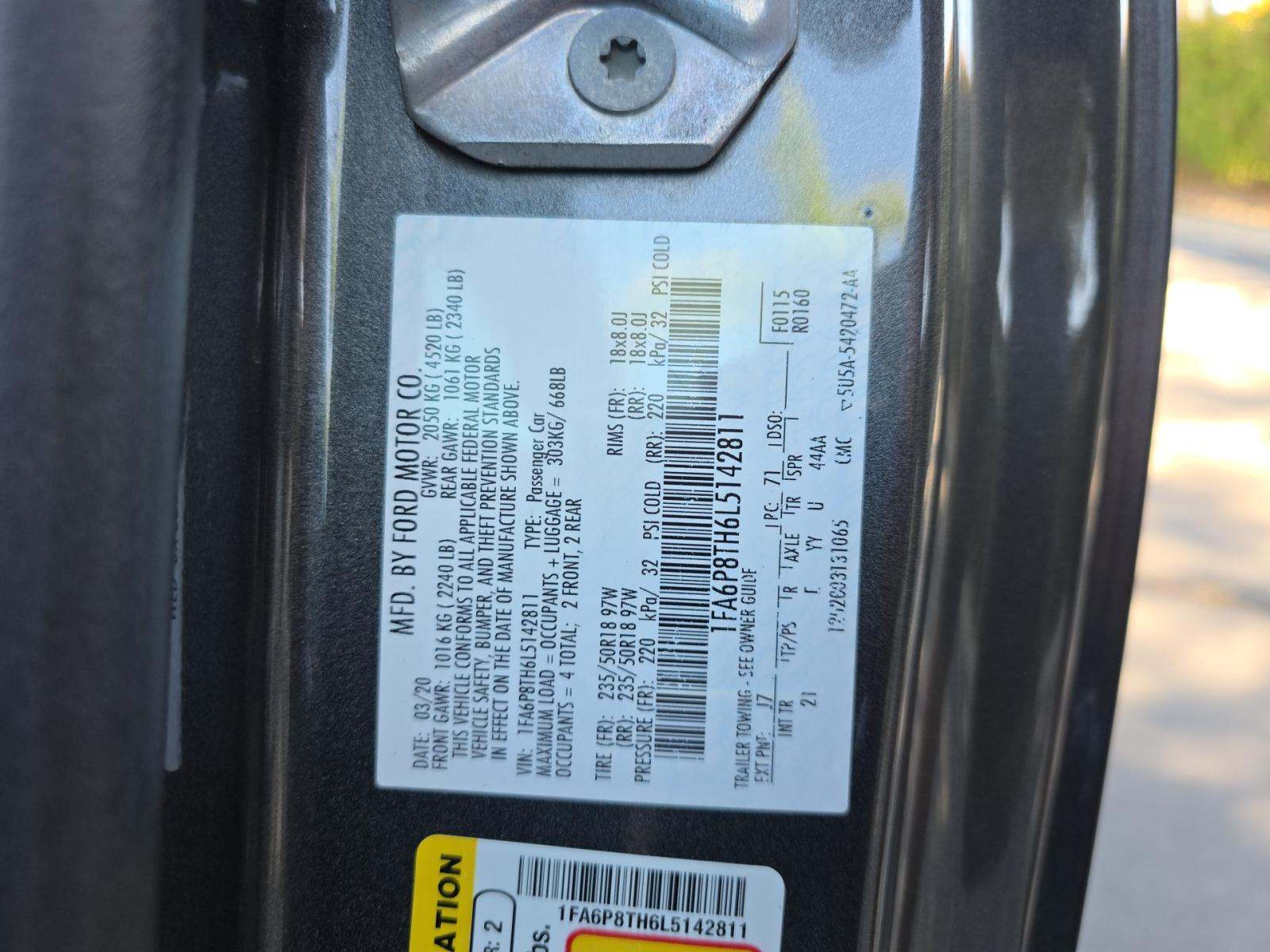 2020 Ford Mustang EcoBoost RWD