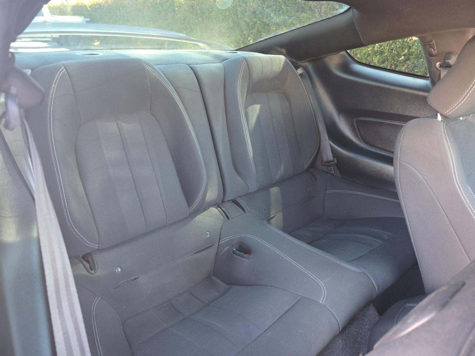 2020 Ford Mustang EcoBoost RWD