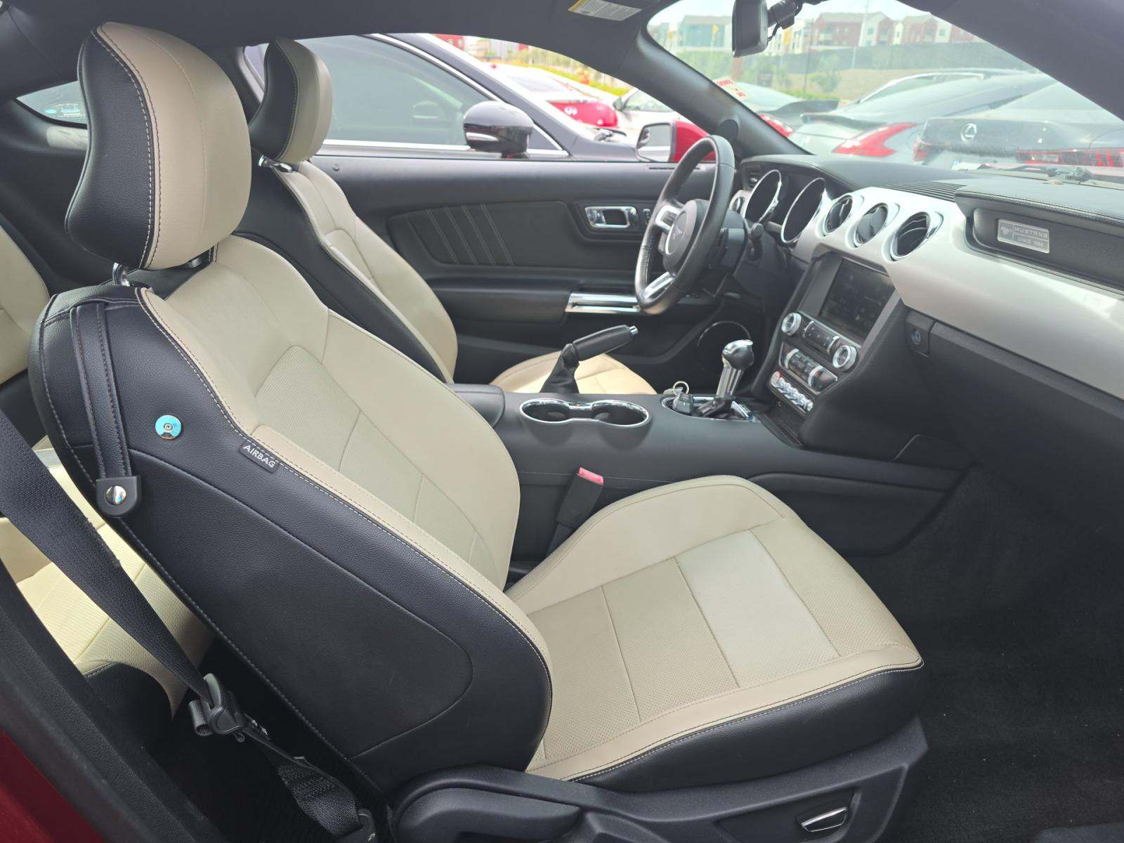 2015 Ford Mustang GT Premium RWD