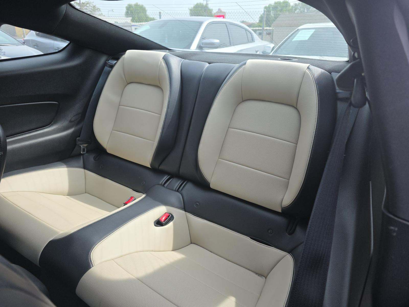 2015 Ford Mustang GT Premium RWD