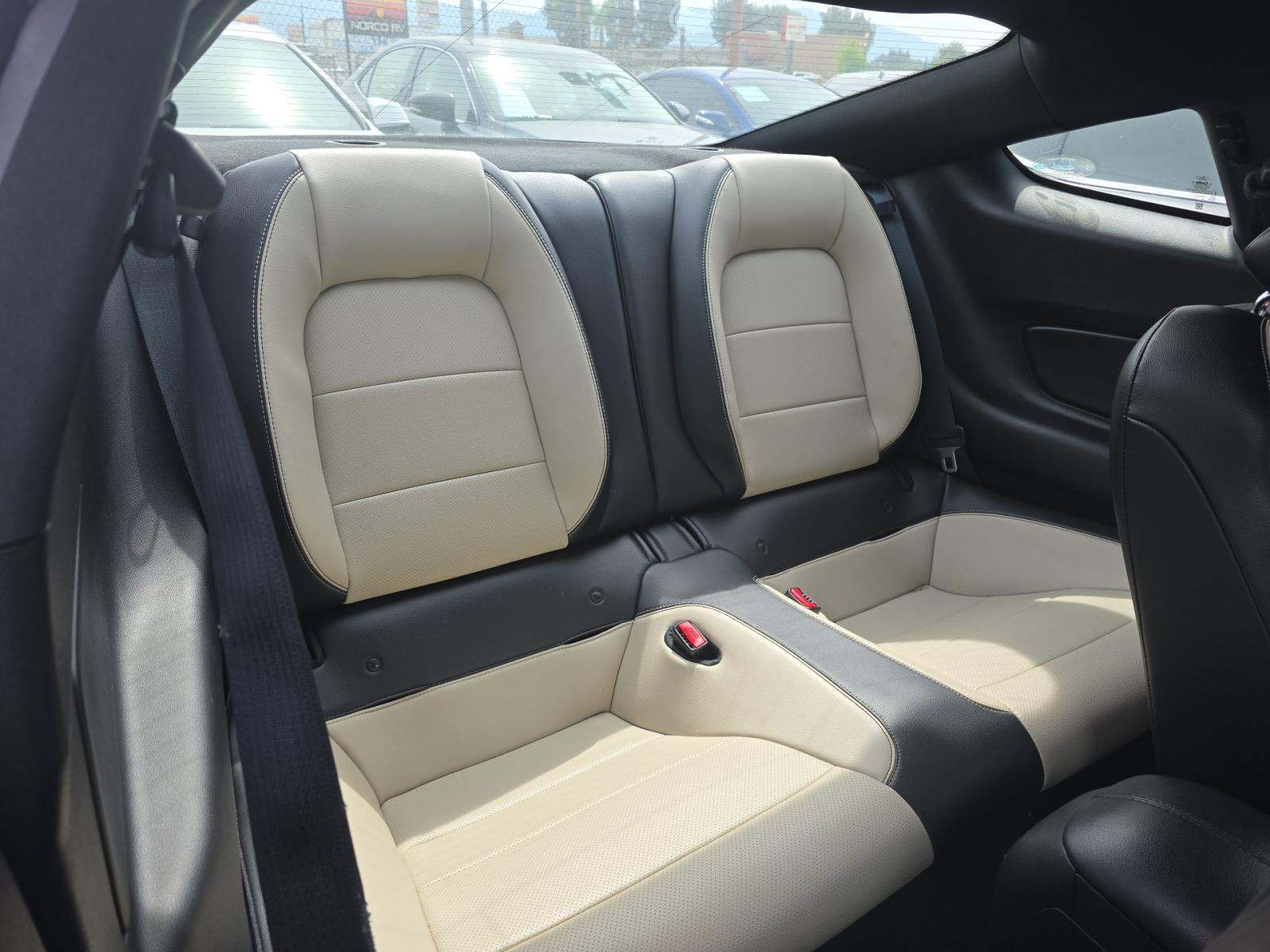 2015 Ford Mustang GT Premium RWD