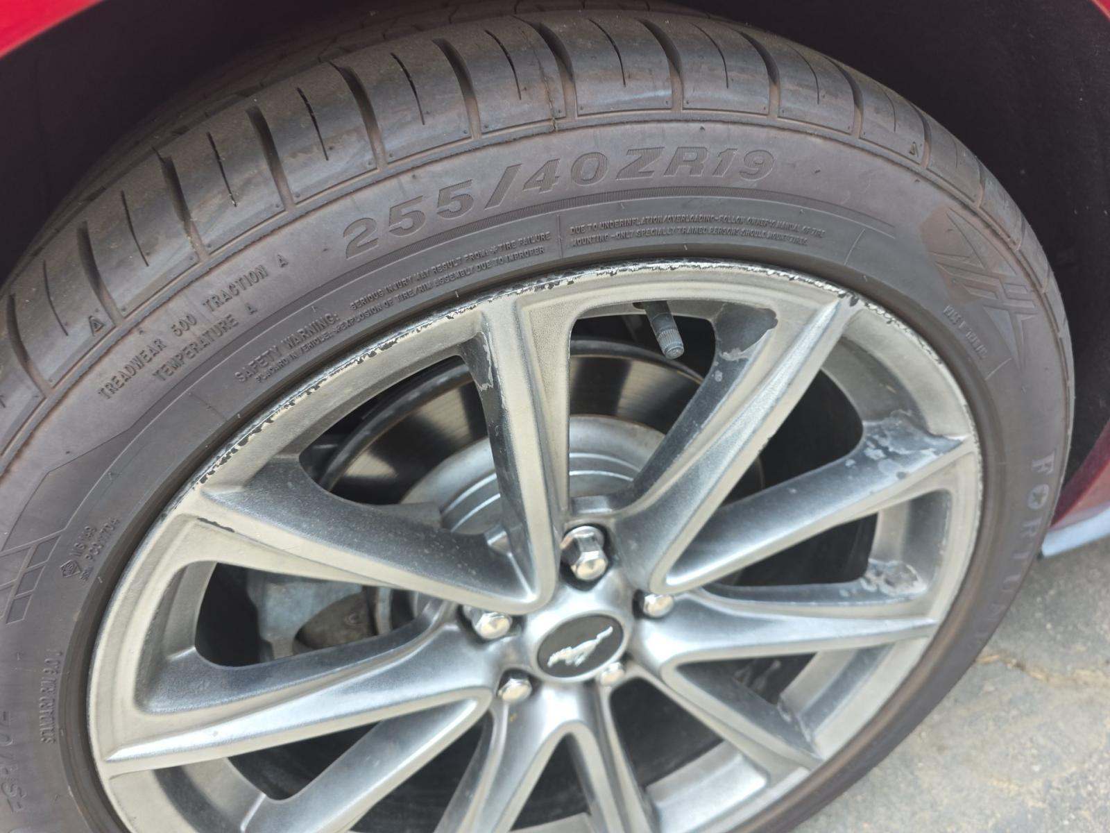 2015 Ford Mustang GT Premium RWD