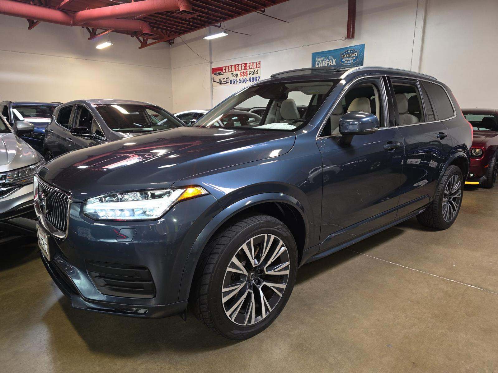 2021 Volvo XC90 T5 Momentum AWD