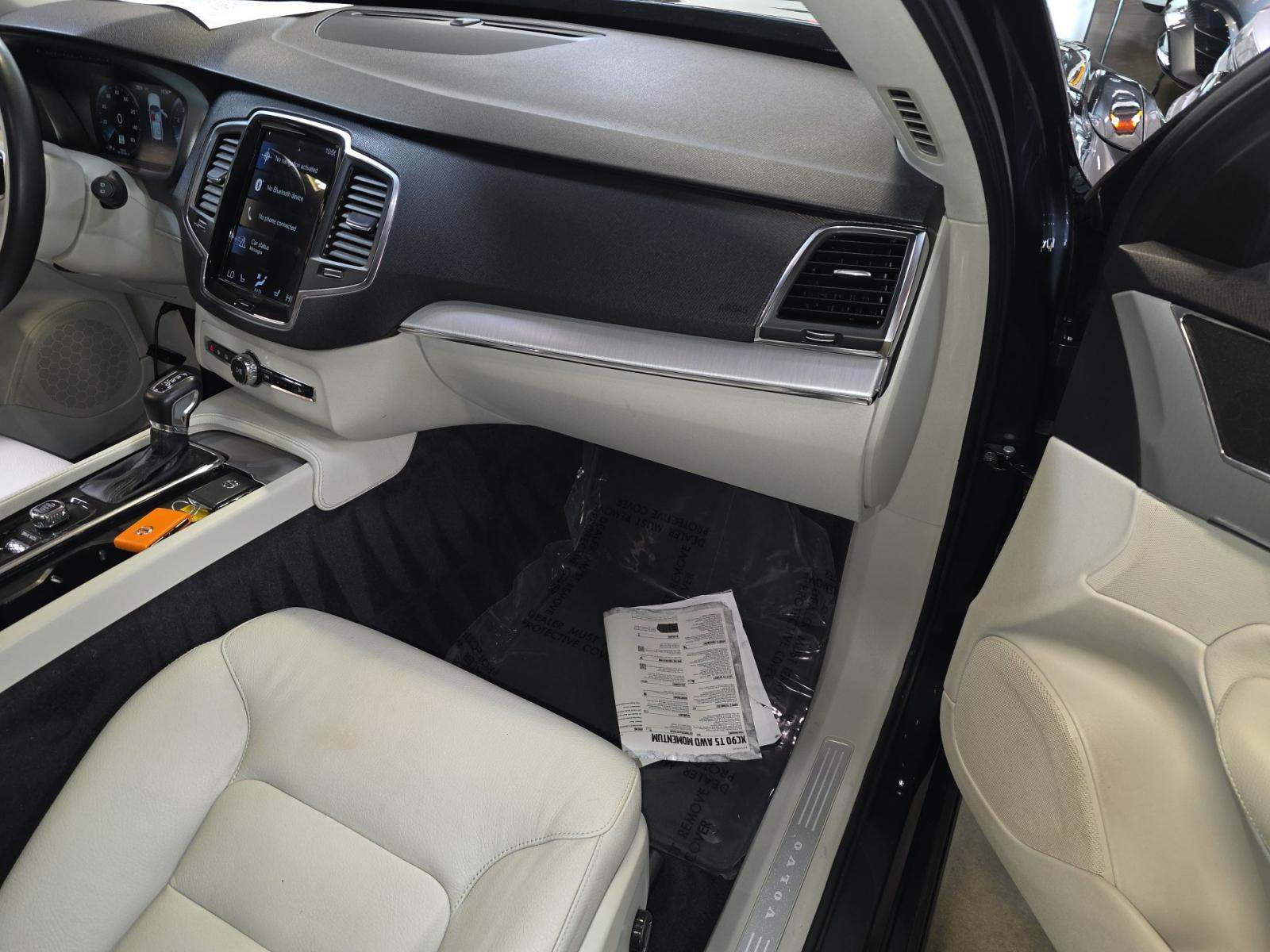 2021 Volvo XC90 T5 Momentum AWD