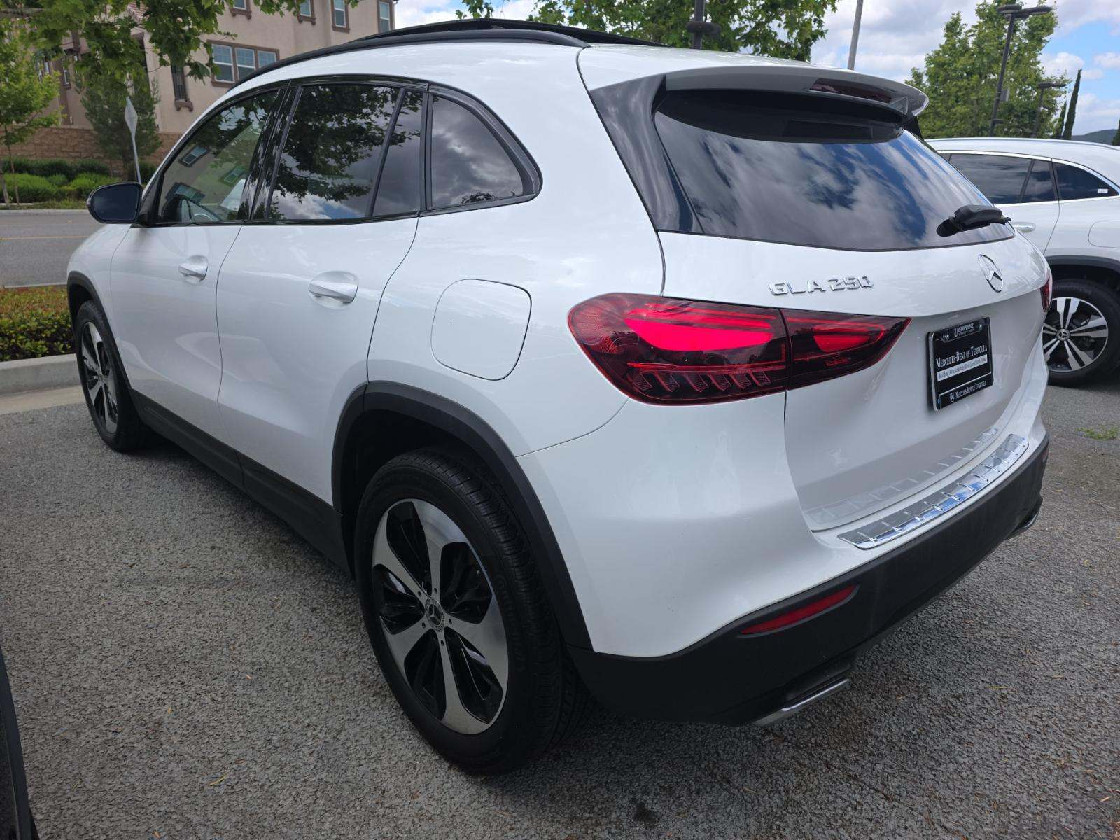 MERCEDES-BENZ GLA-CLASS - 2