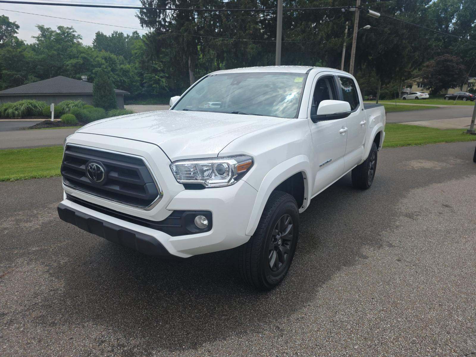 2023 Toyota Tacoma SR5 AWD