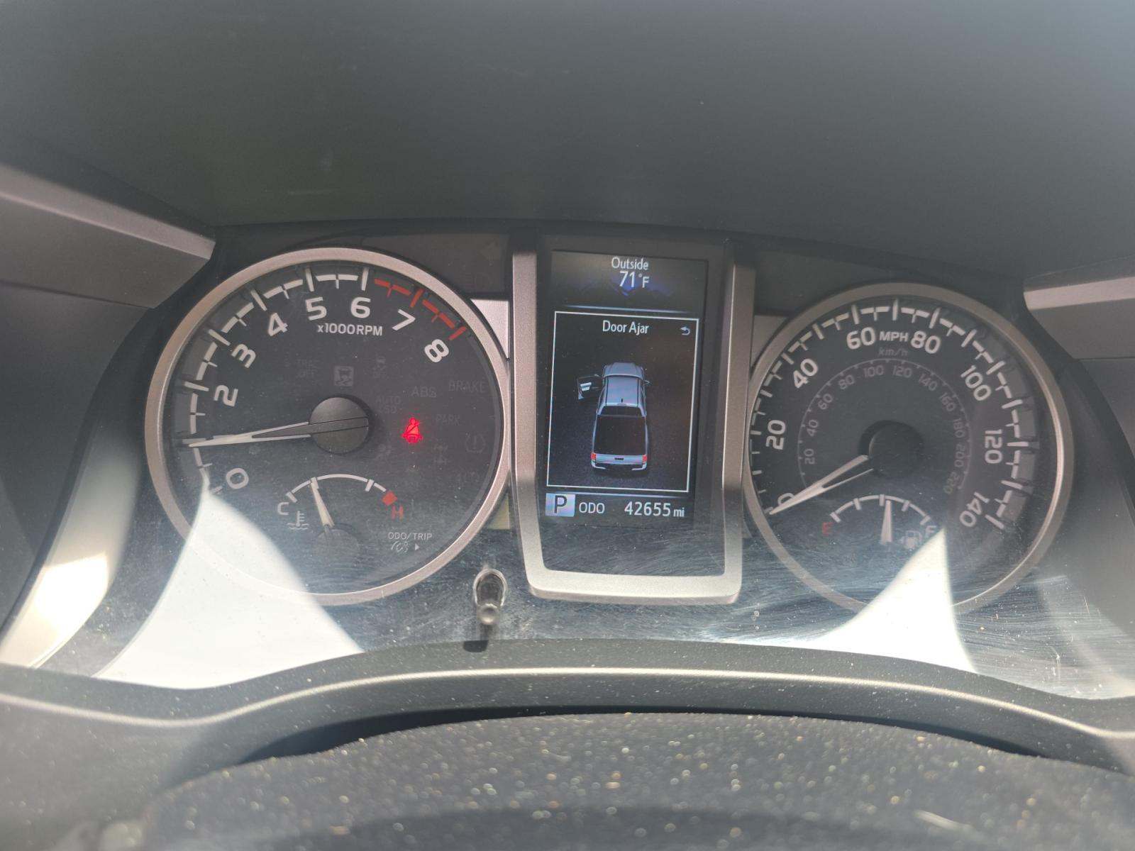 2023 Toyota Tacoma SR5 AWD