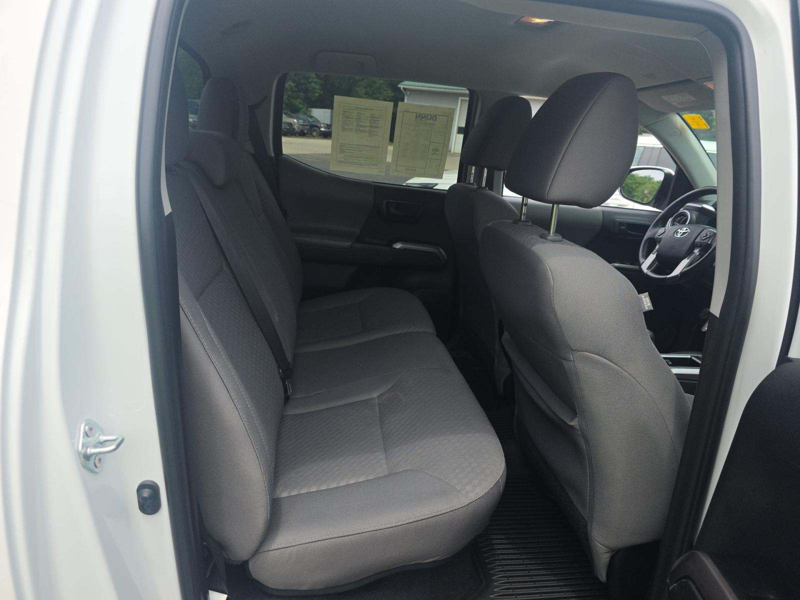 2023 Toyota Tacoma SR5 AWD