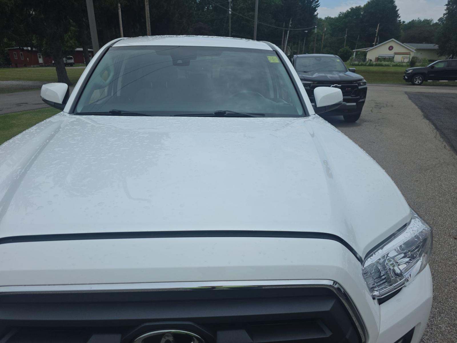 2023 Toyota Tacoma SR5 AWD
