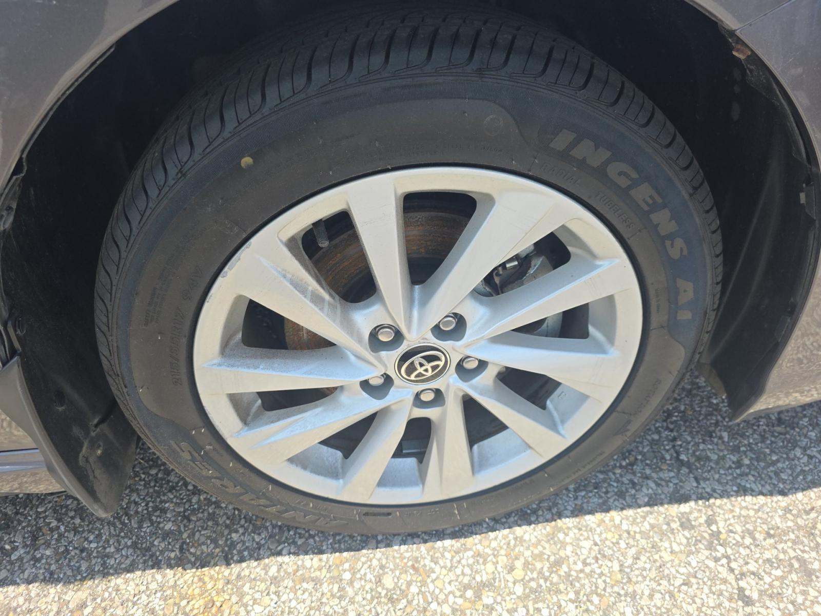 2024 Toyota Camry SE FWD