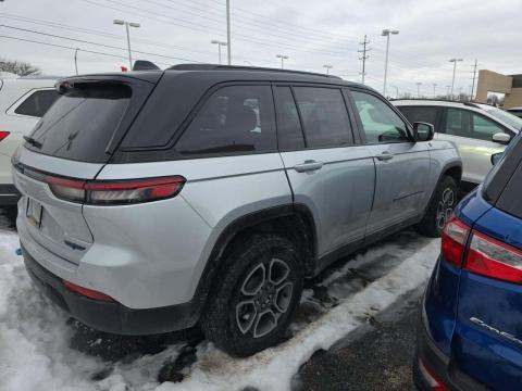 JEEP 4XE TRAILHAWK - 4