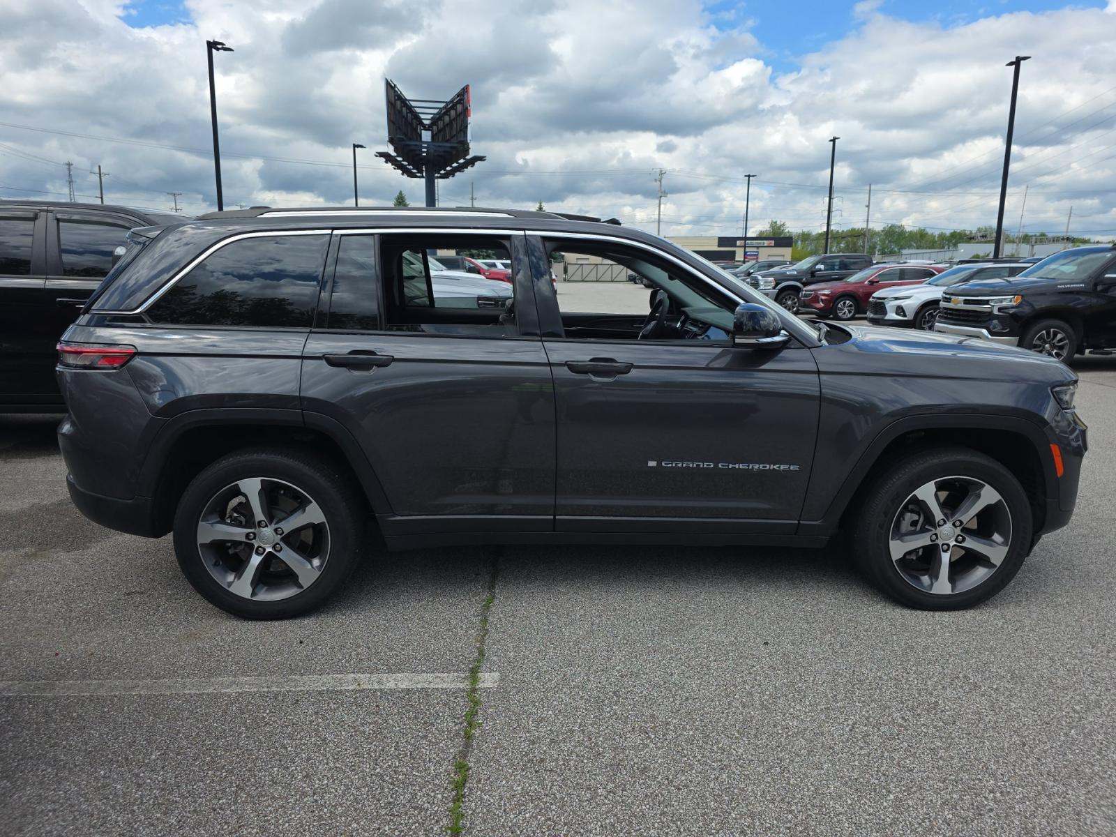 2023 Jeep Grand Cherokee 4xe AWD
