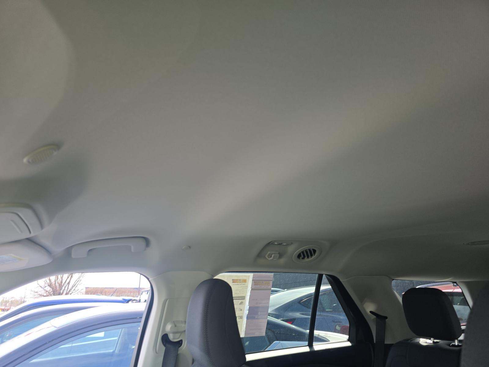 2025 Ford Explorer Active AWD