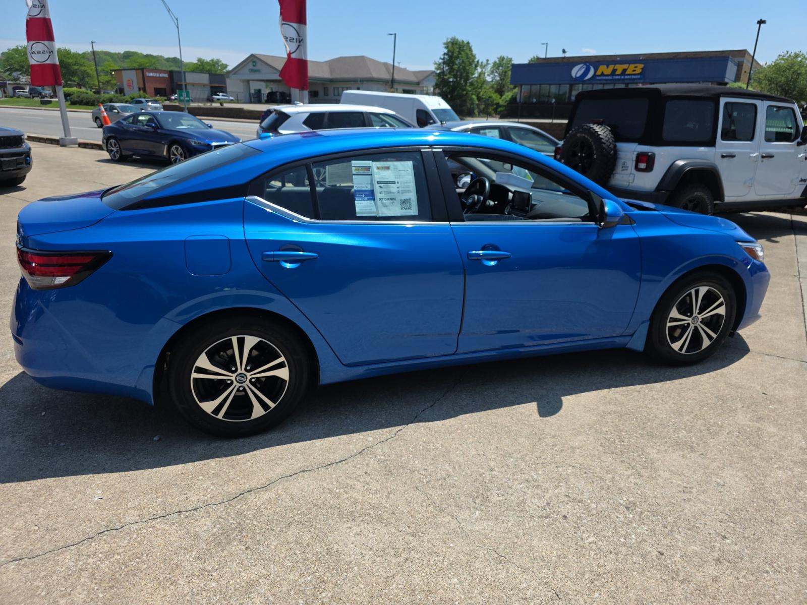 NISSAN SENTRA - 4