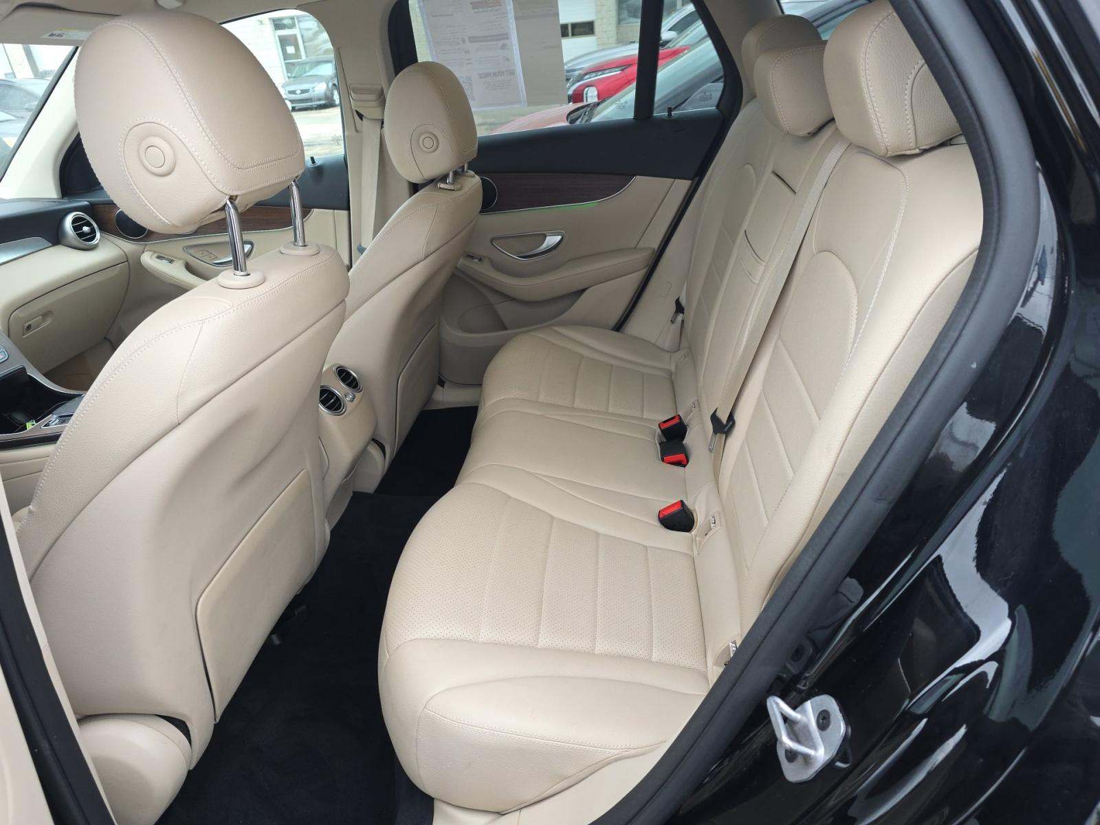 2022 Mercedes-Benz GLC GLC 300 AWD