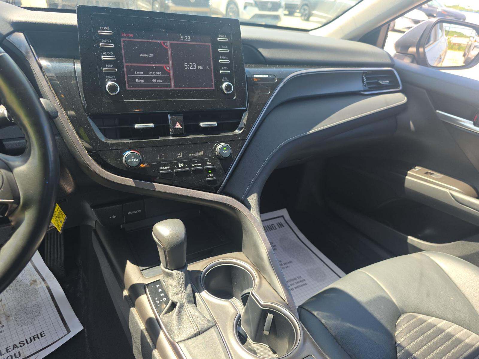 2024 Toyota Camry SE FWD