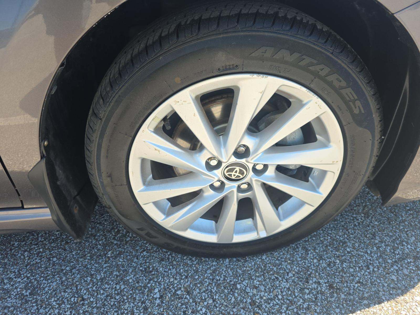 2024 Toyota Camry SE FWD