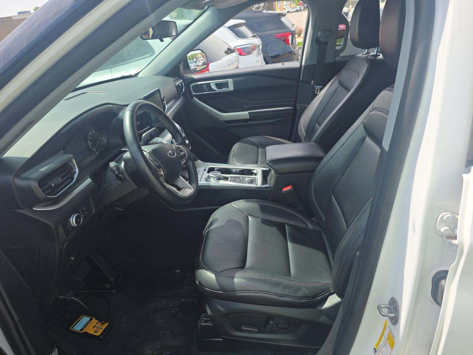 FORD EXPLORER - 6