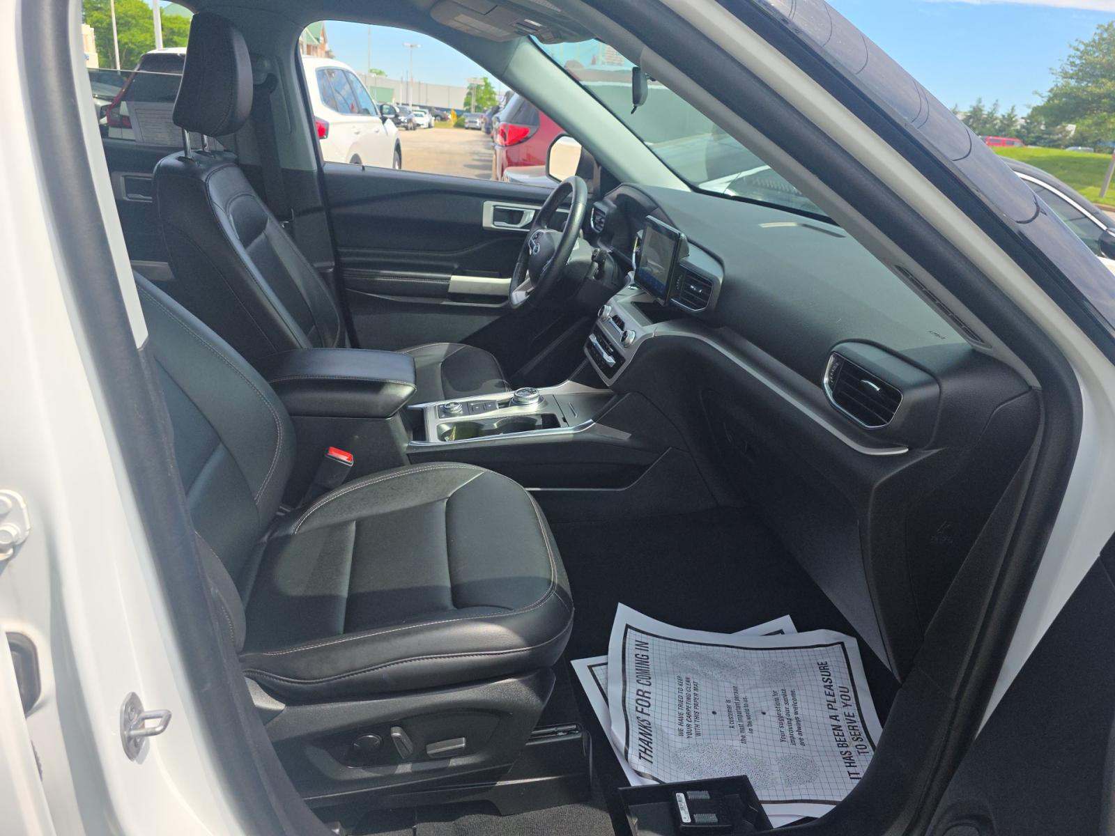 2022 Ford Explorer XLT AWD
