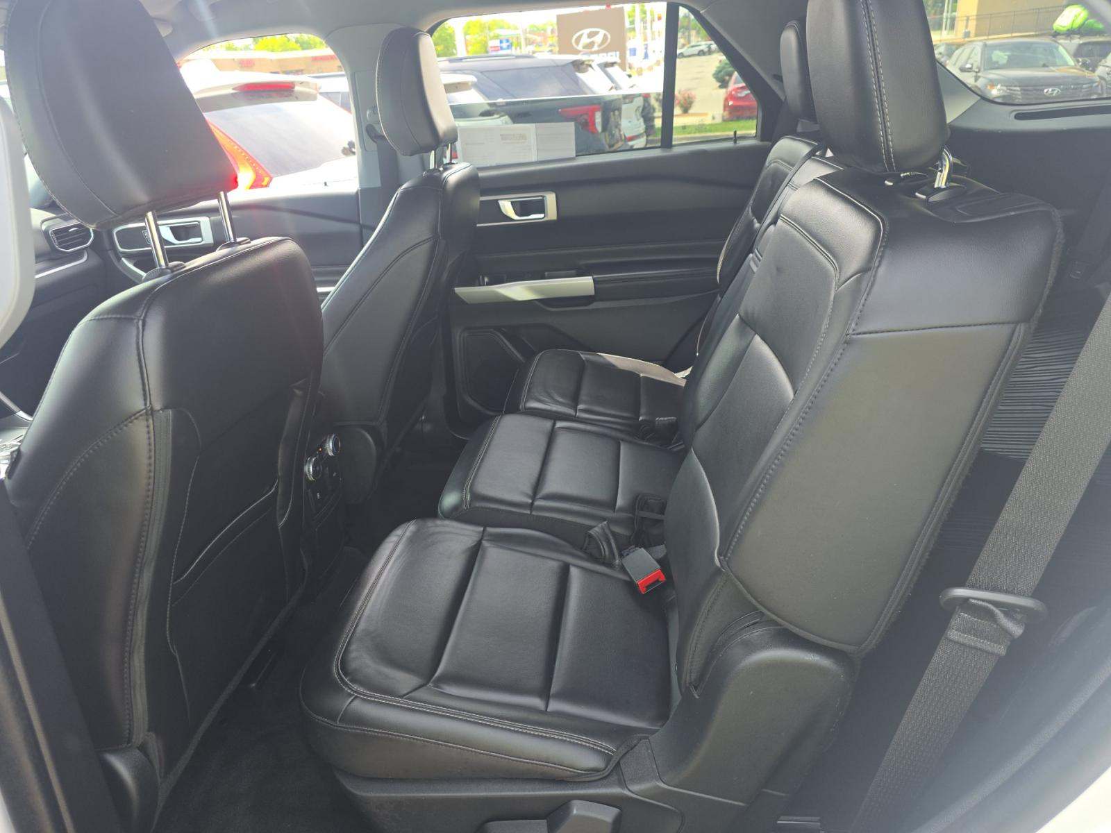 2022 Ford Explorer XLT AWD