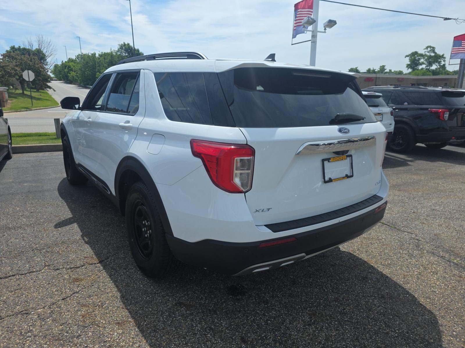 FORD EXPLORER - 2