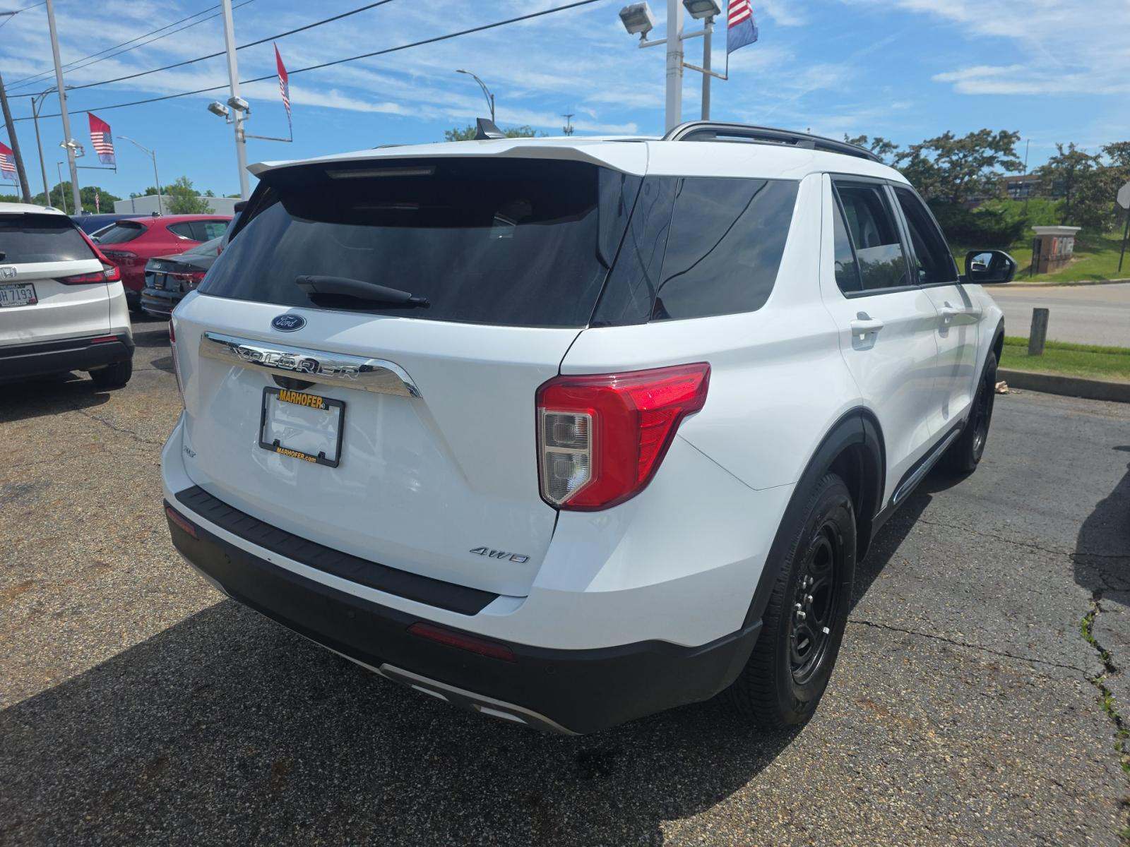 FORD EXPLORER - 3