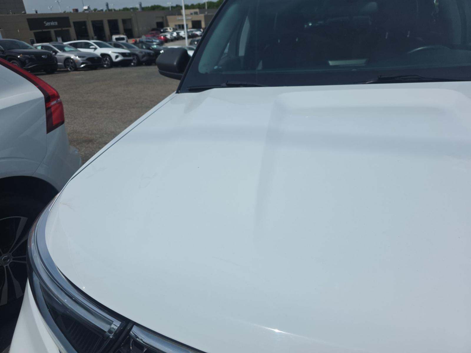 2022 Ford Explorer XLT AWD