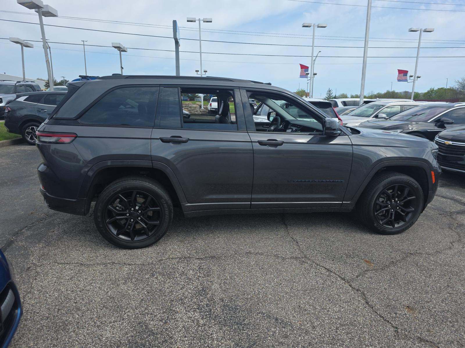 JEEP 4XE 30TH ANNIVERSARY - 4