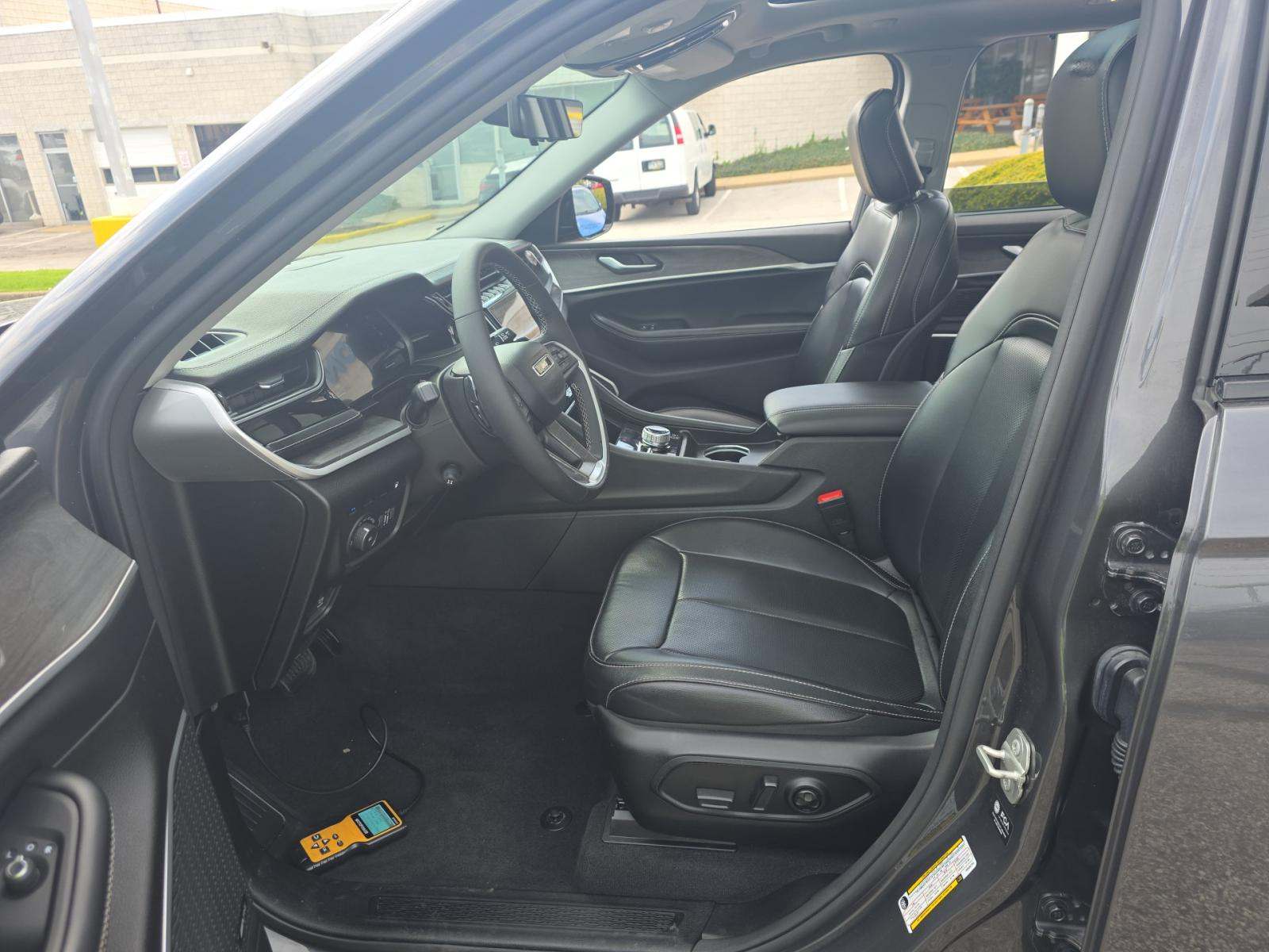 JEEP 4XE 30TH ANNIVERSARY - 6