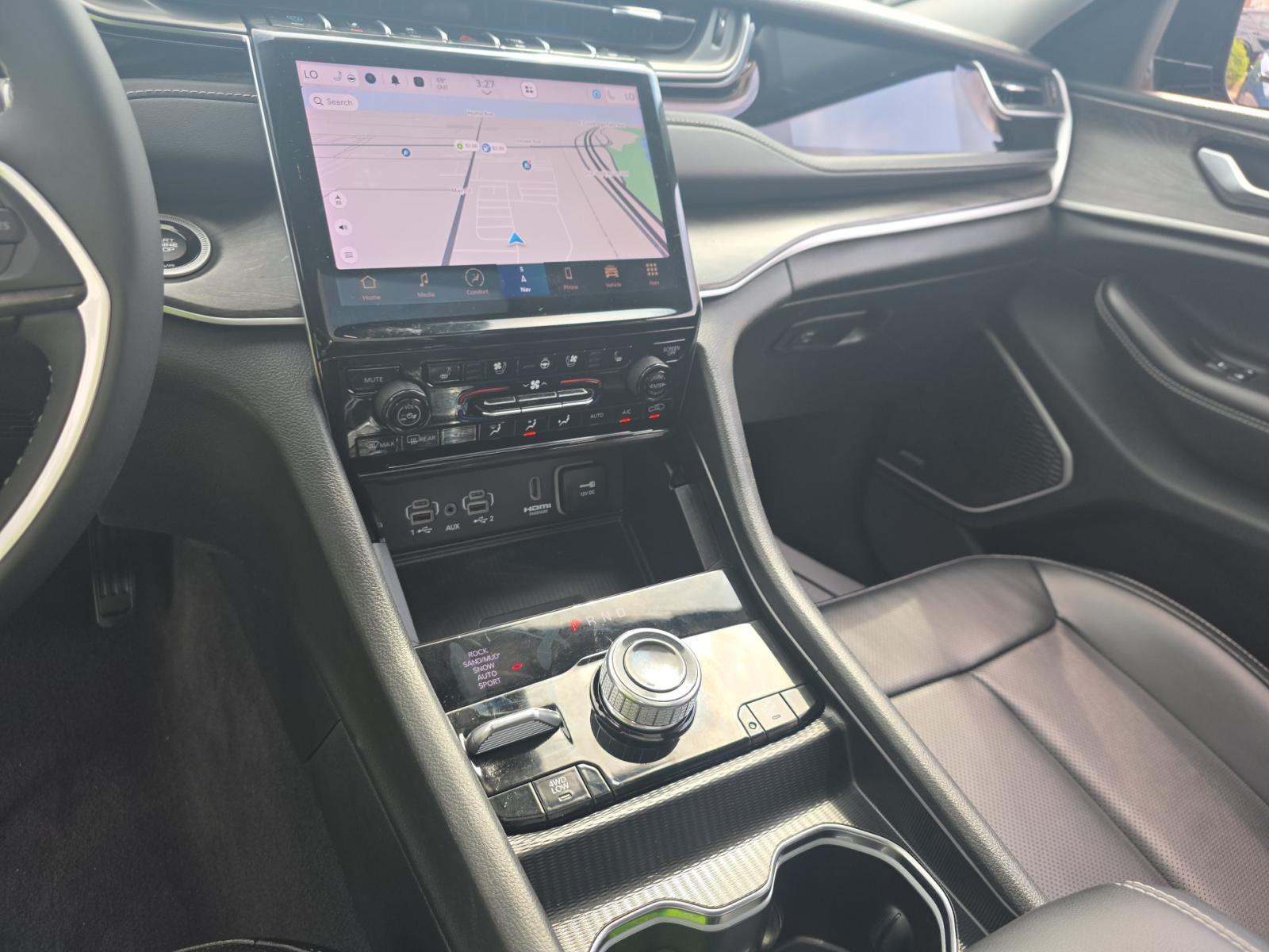 JEEP 4XE 30TH ANNIVERSARY - 10