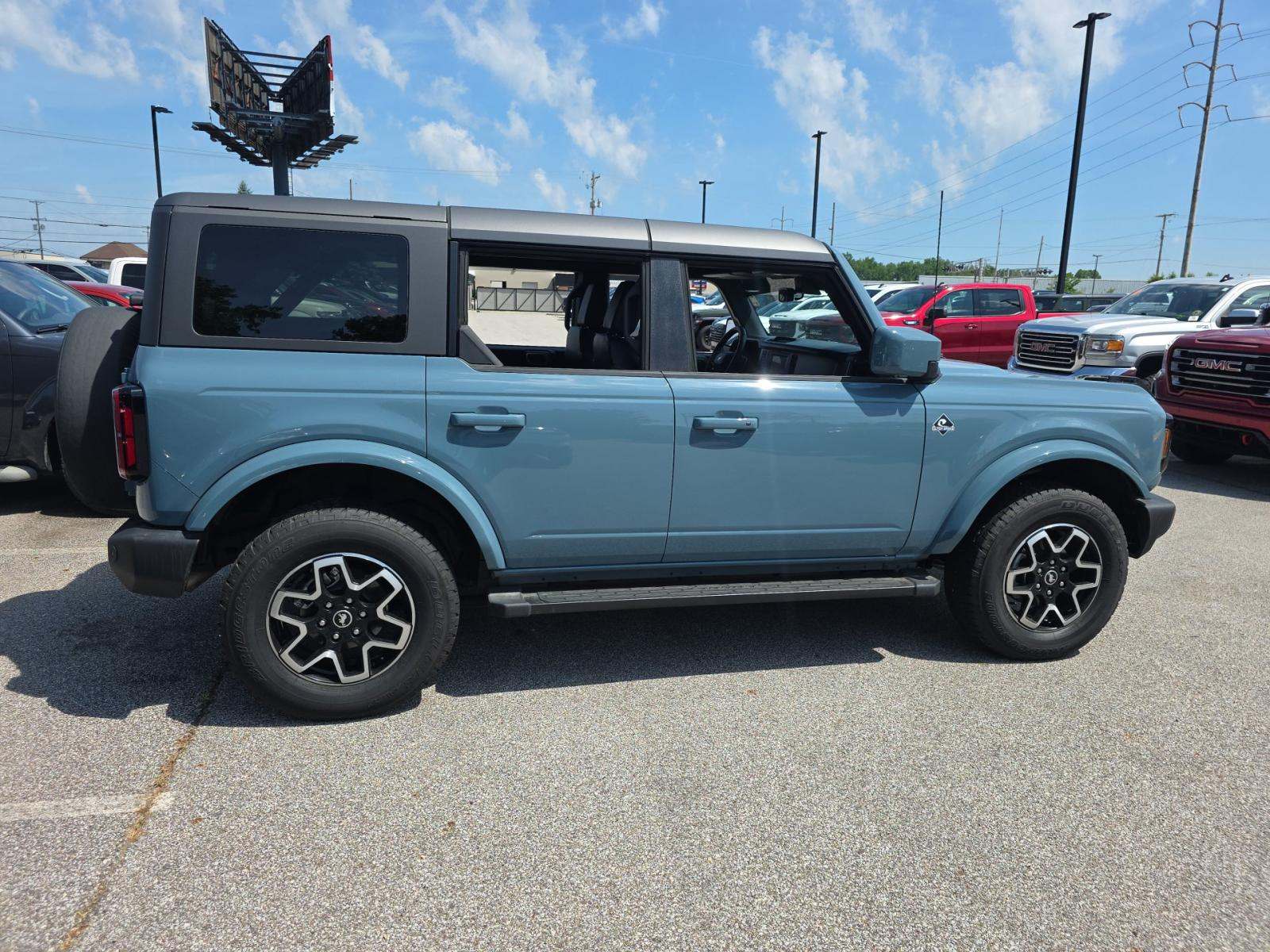 FORD BRONCO - 4