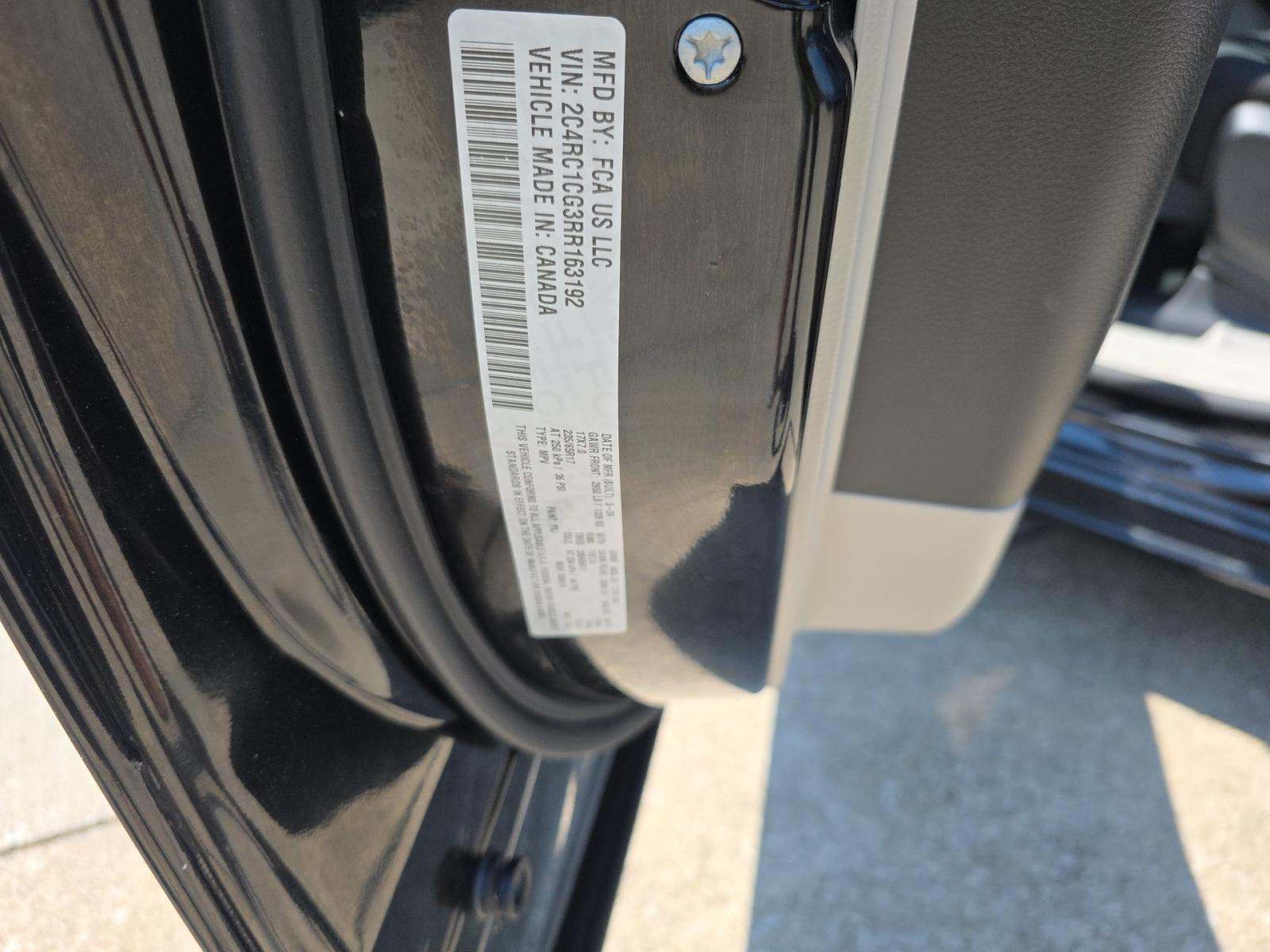 CHRYSLER VOYAGER - 5
