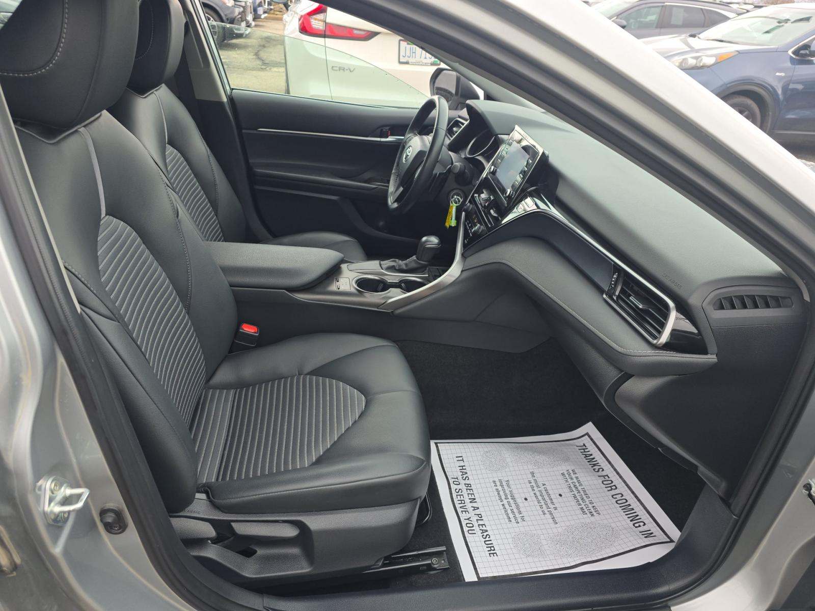 2024 Toyota Camry SE FWD