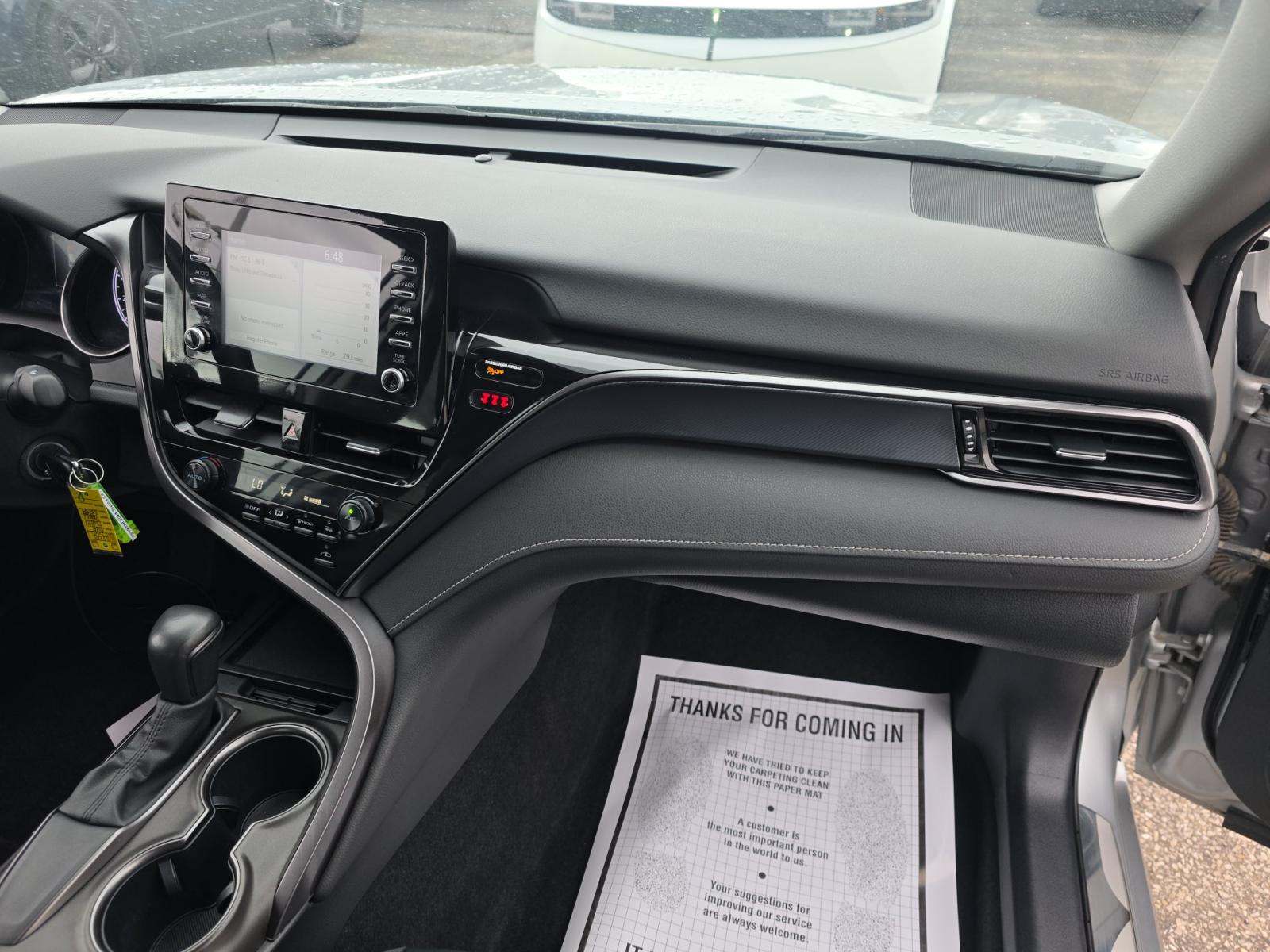 2024 Toyota Camry SE FWD