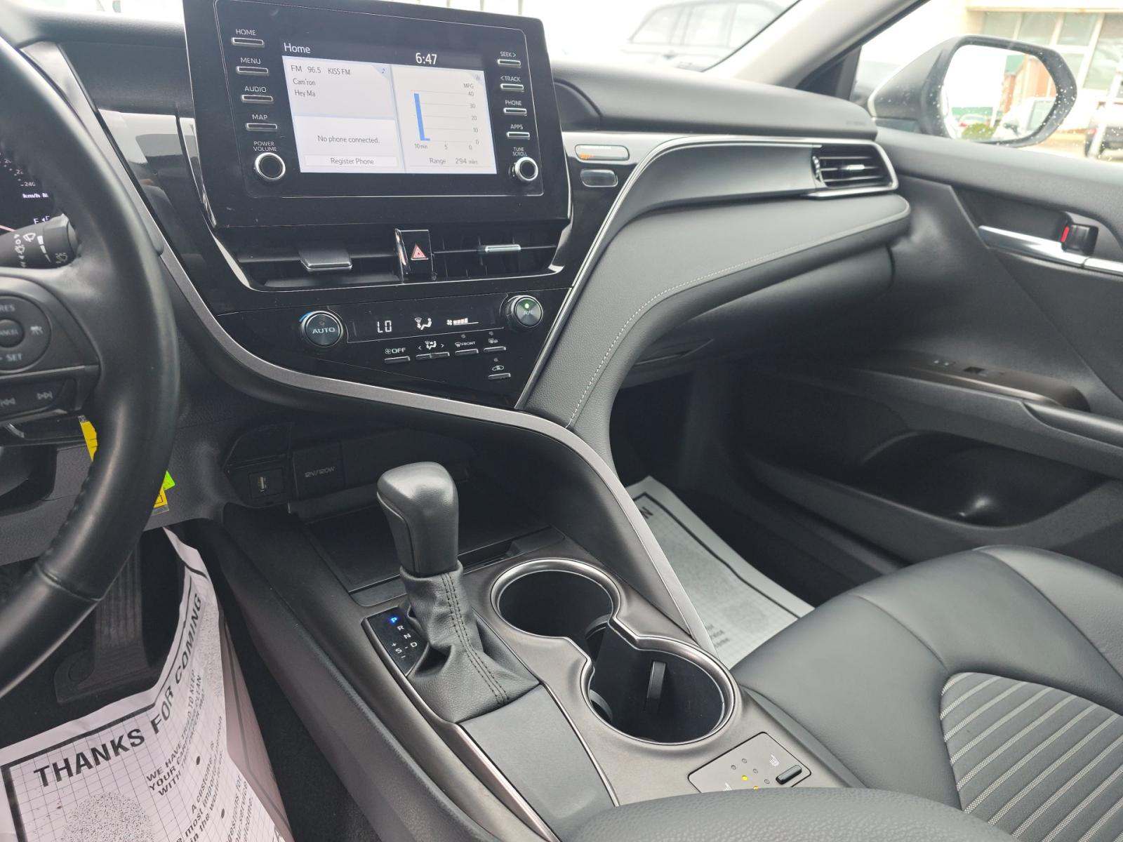 2024 Toyota Camry SE FWD