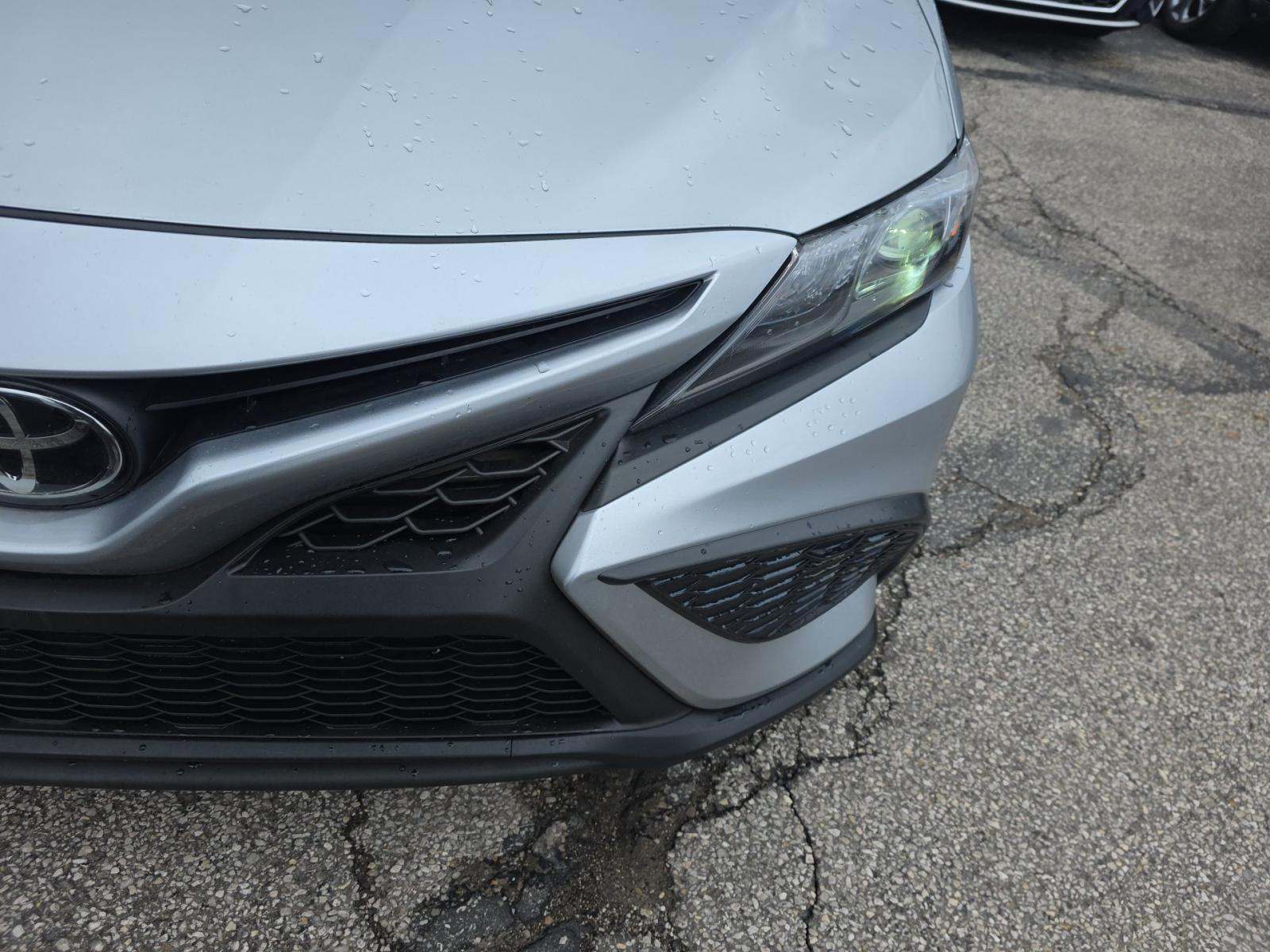 2024 Toyota Camry SE FWD