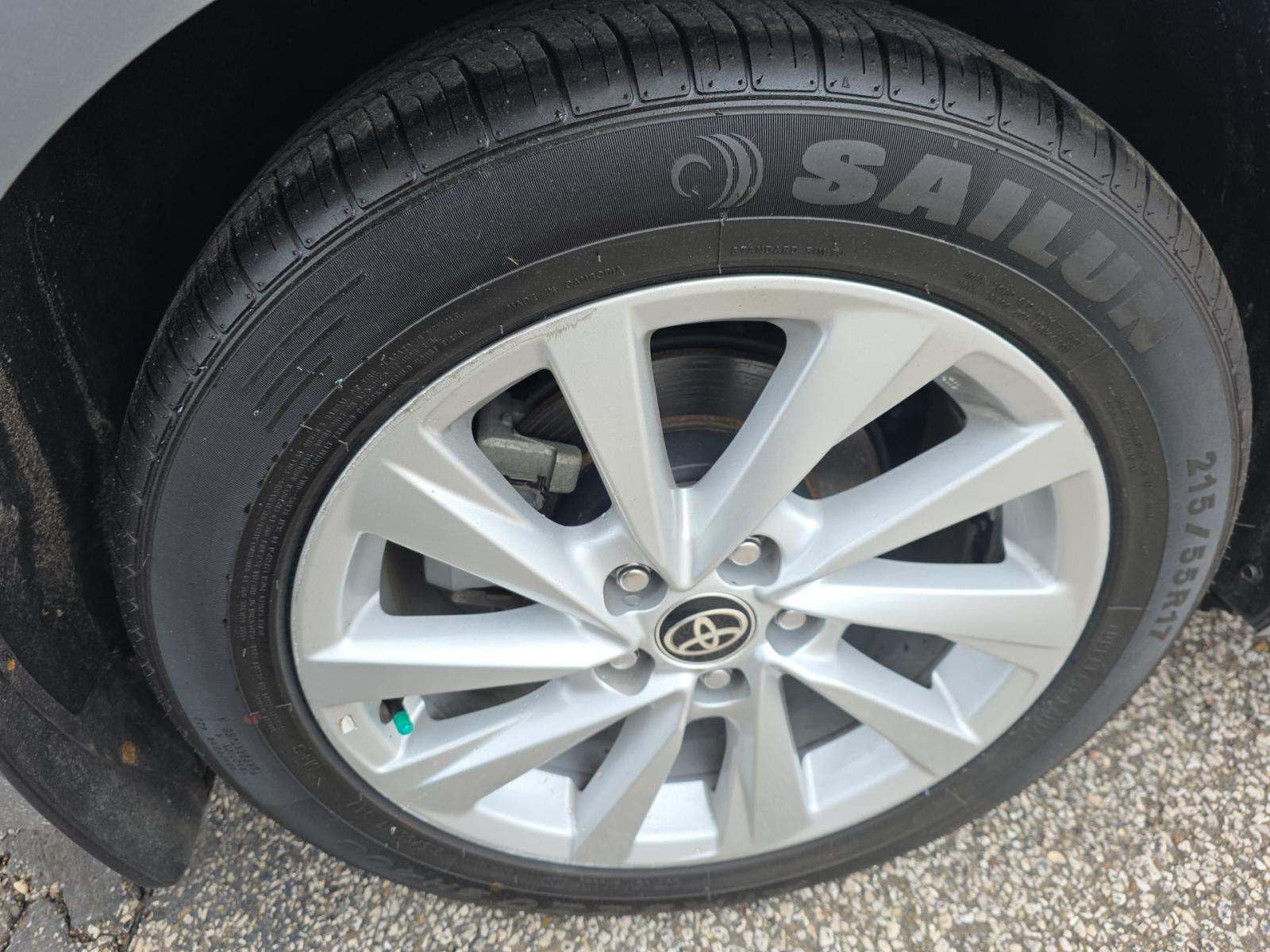 2024 Toyota Camry SE FWD