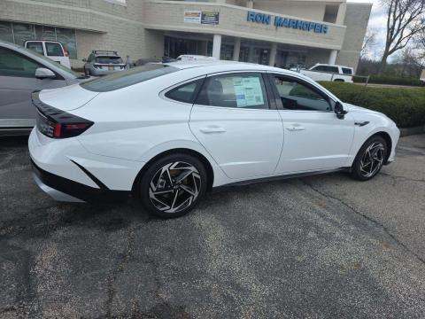 HYUNDAI SEL SPORT - 4