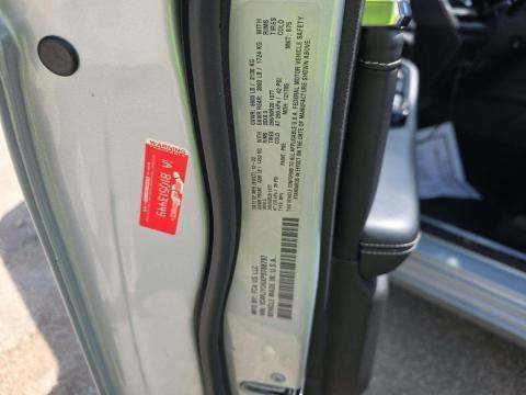 JEEP 4XE OVERLAND - 5