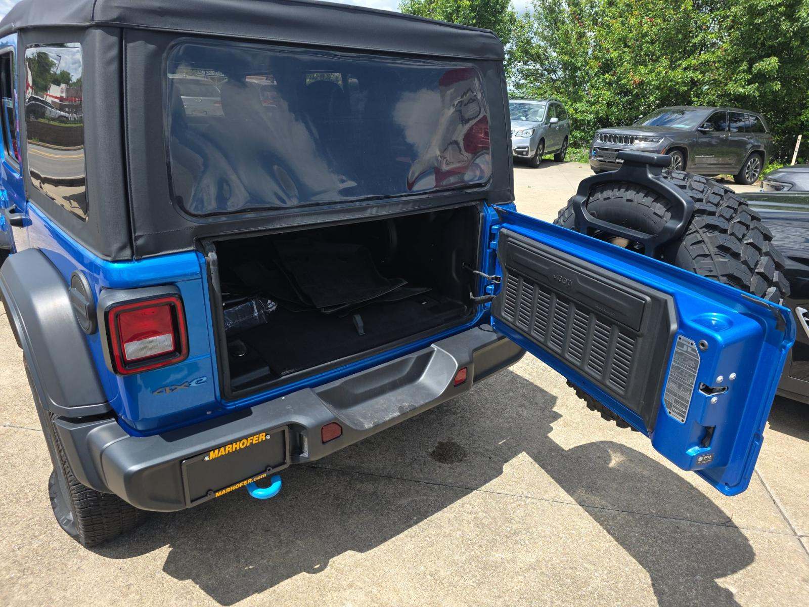 2023 Jeep Wrangler 4xe Willys AWD