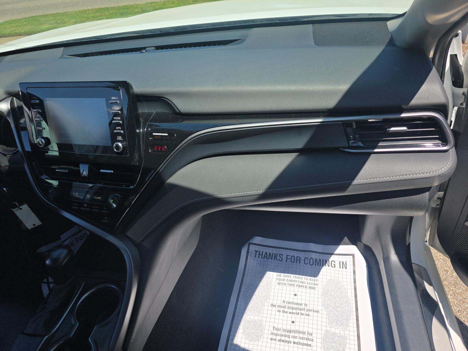 2024 Toyota Camry SE FWD