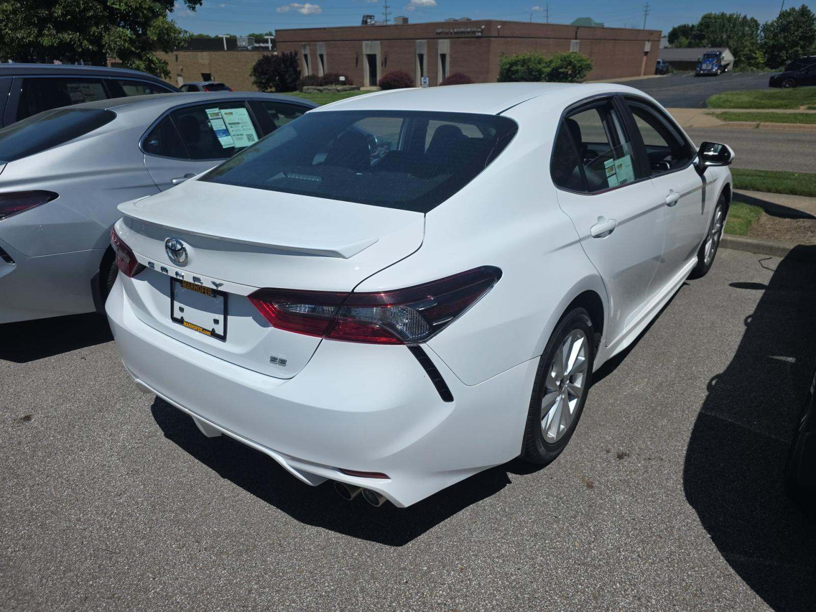 2024 Toyota Camry SE FWD