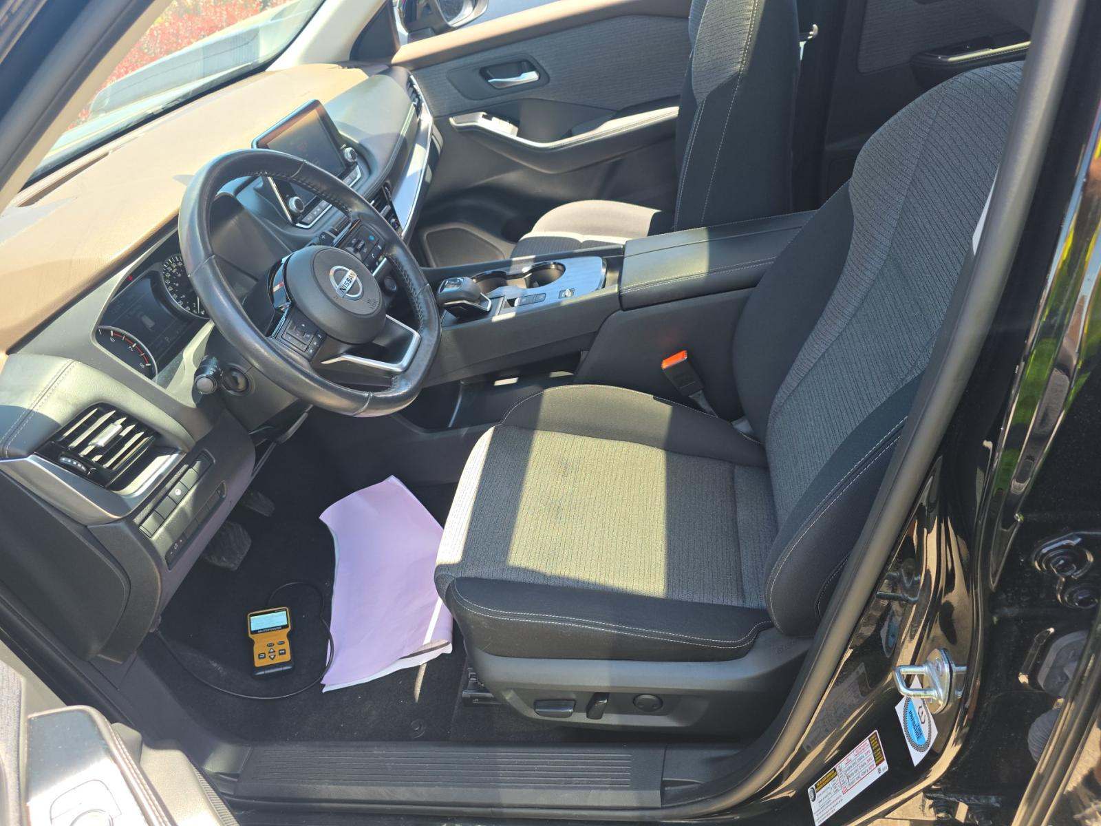 2021 Nissan Rogue SV FWD