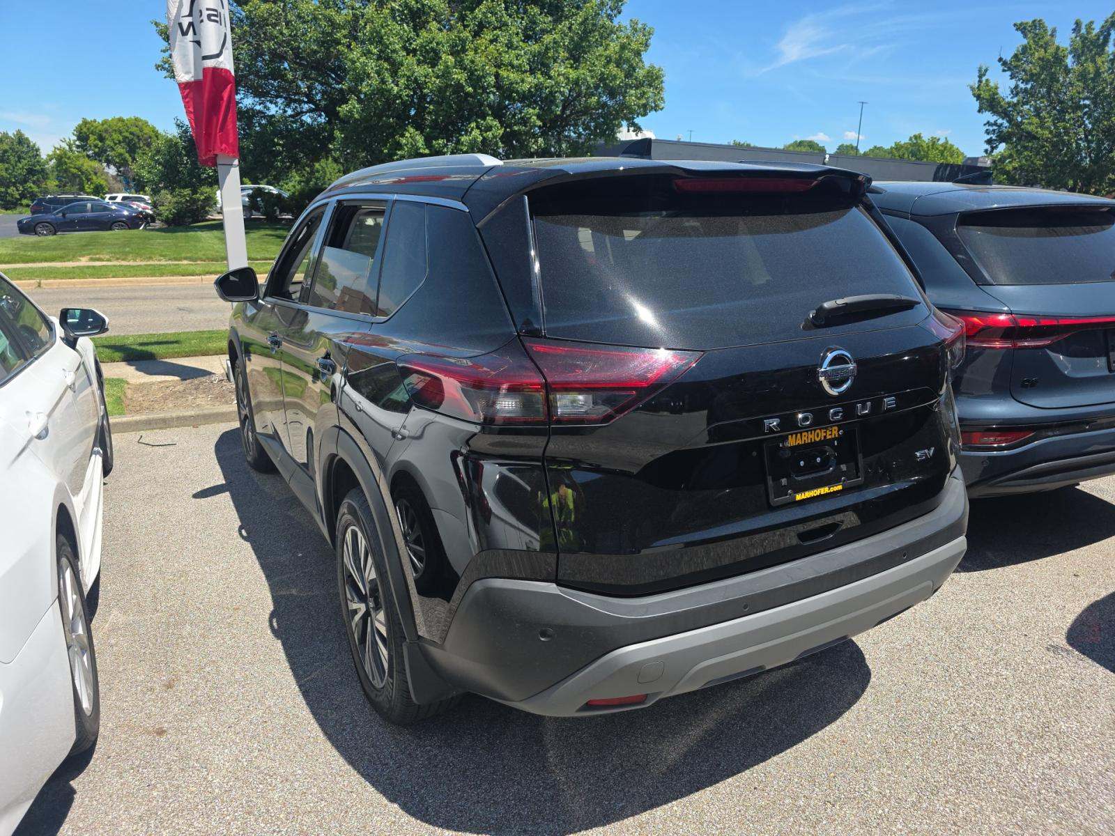 2021 Nissan Rogue SV FWD