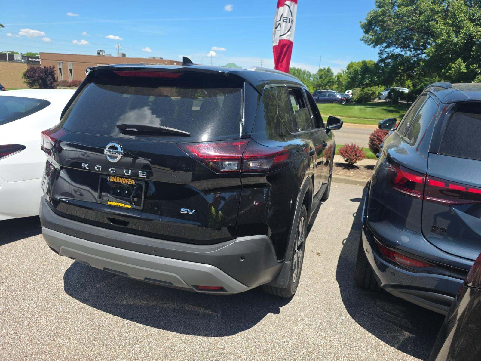 2021 Nissan Rogue SV FWD